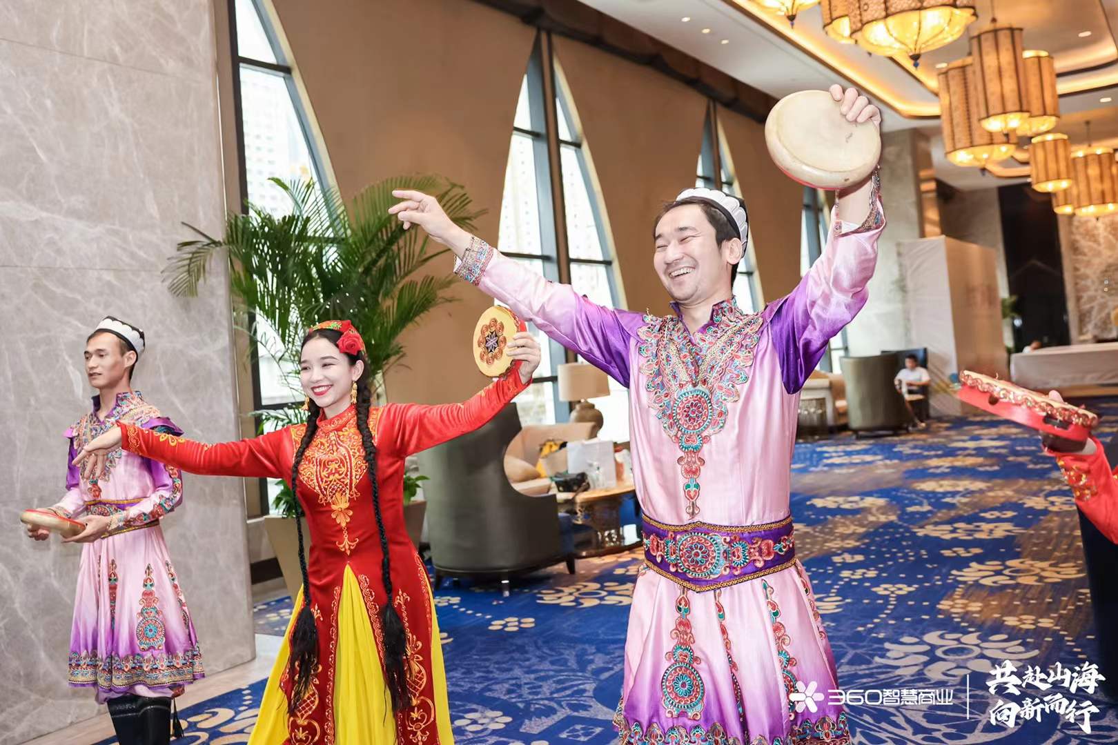 壹玖玖陆2025-10-1015.58.10