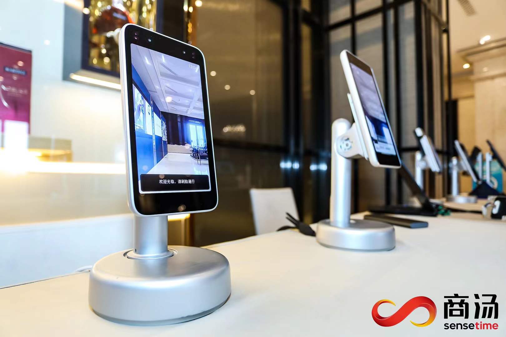 壹玖玖陆2025-10-1015.02.33 壹玖玖陆2025-10-1015.02.33