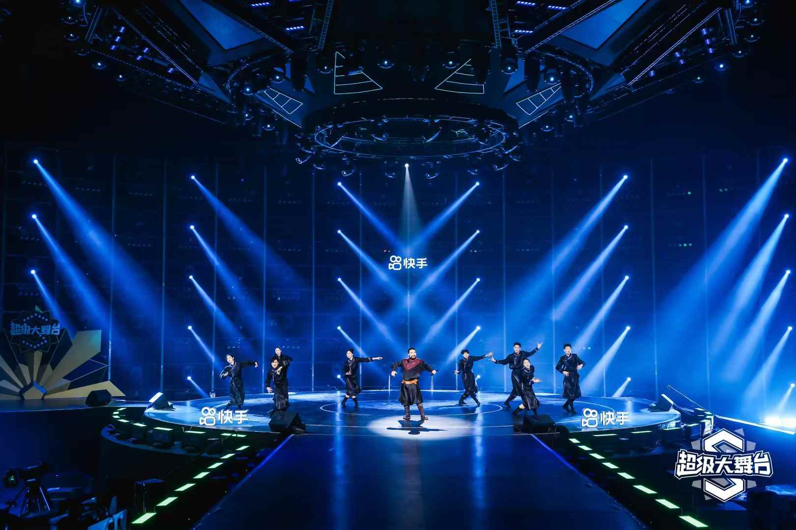 壹玖玖陆2025-10-1016.03.37