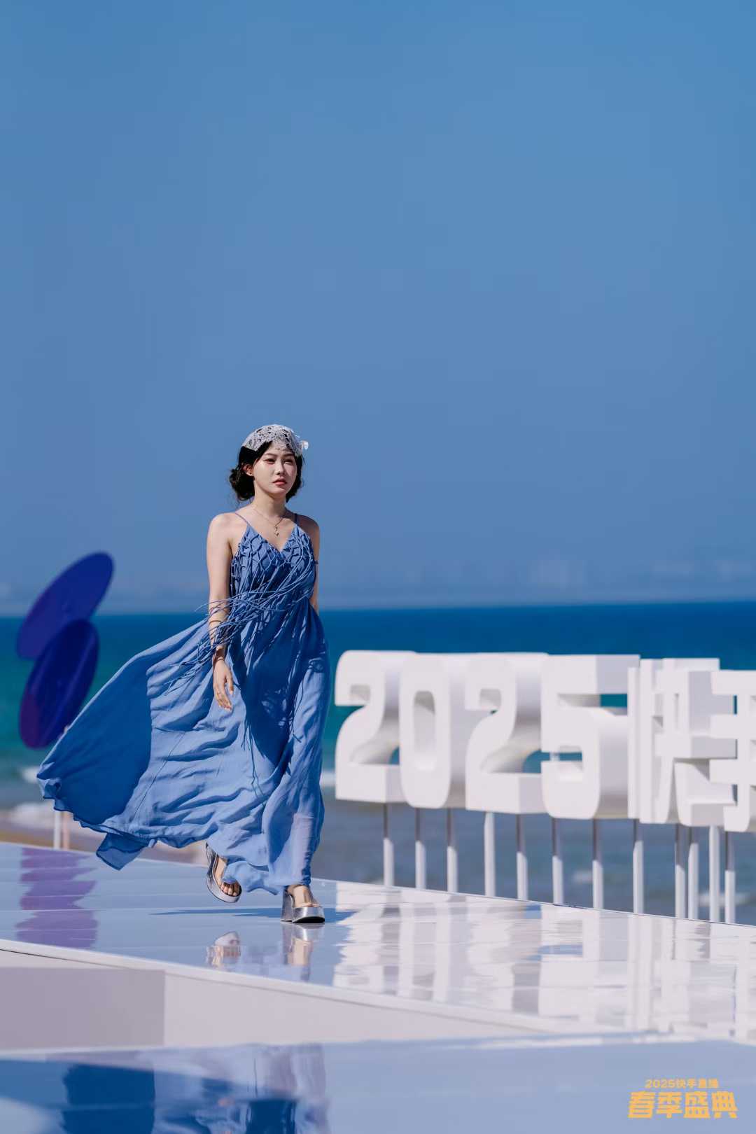 69b78980abc1564e589f8b635a42389c